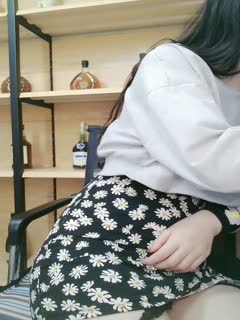 《顶级性爱?炸弹》露脸女神究极泄密！网红27万粉豪哥的小母狗九头身尤物siro私拍珠圆玉润3P4P全程高能无尿点(5)